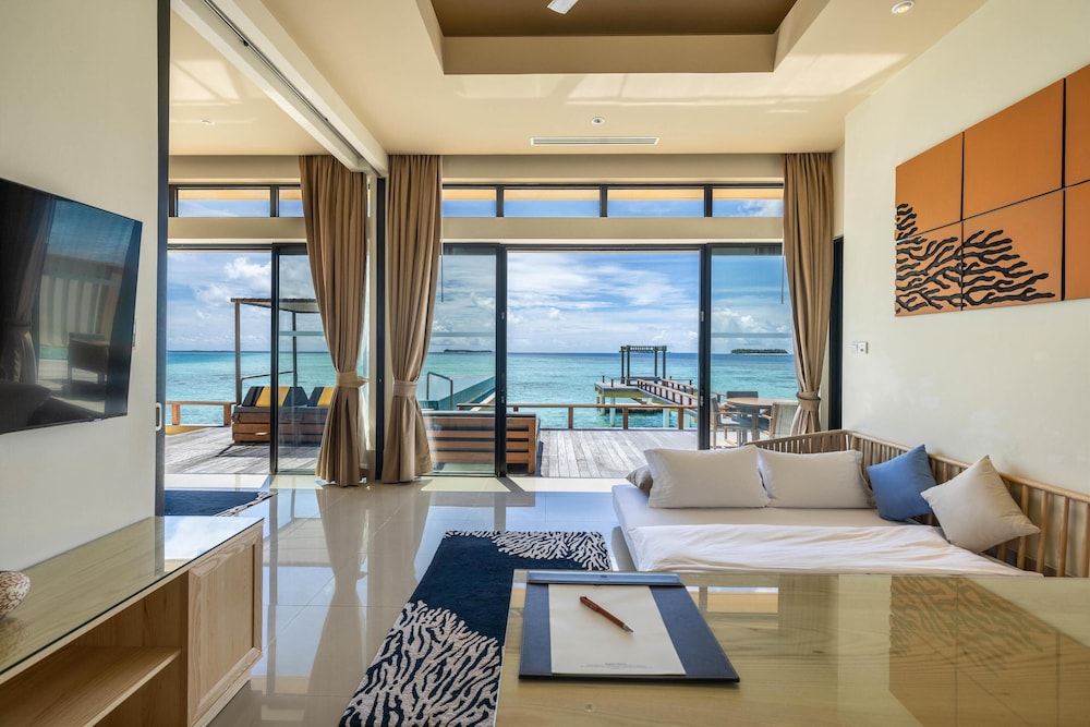 2 Bedrooms, Ocean, Deluxe, Villa, Twin Beds, Sofa, Private Infinity Pool