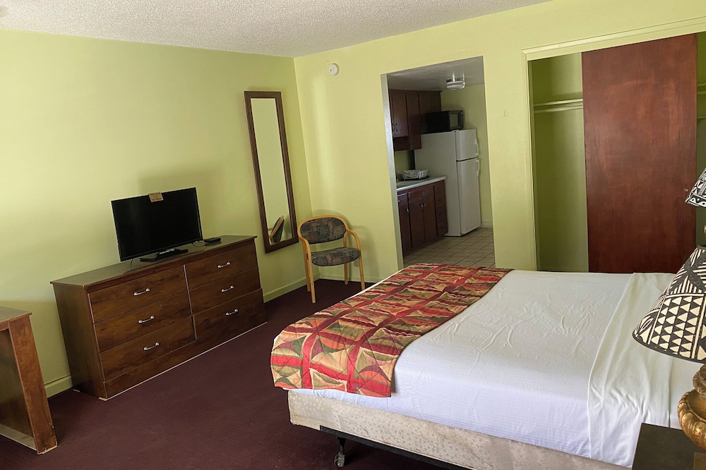 Hotel Yuma AZ Desert Grove 13/47