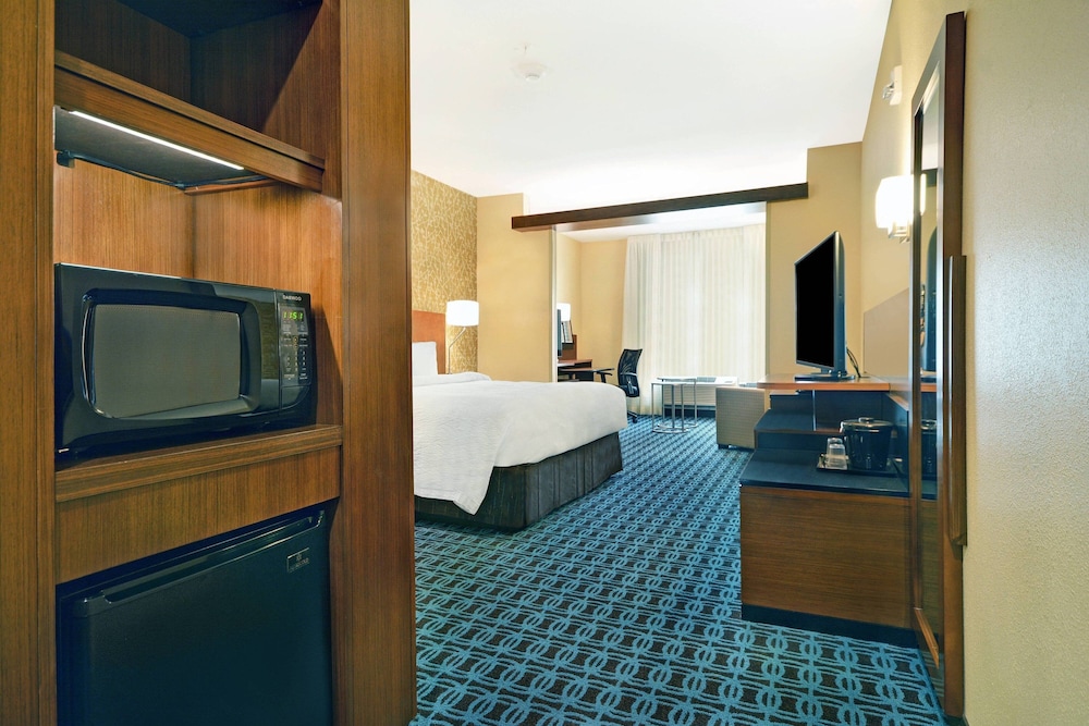 Fairfield Inn & Suites By Marriott Savannah Sw/Richmond Hill 16/53