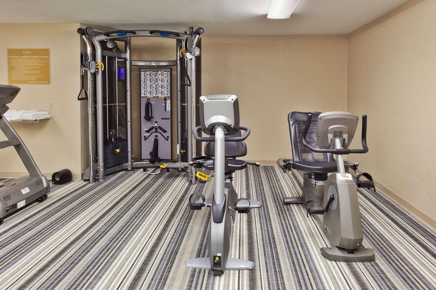 Sonesta Simply Suites Philadelphia Mount Laurel 10/22