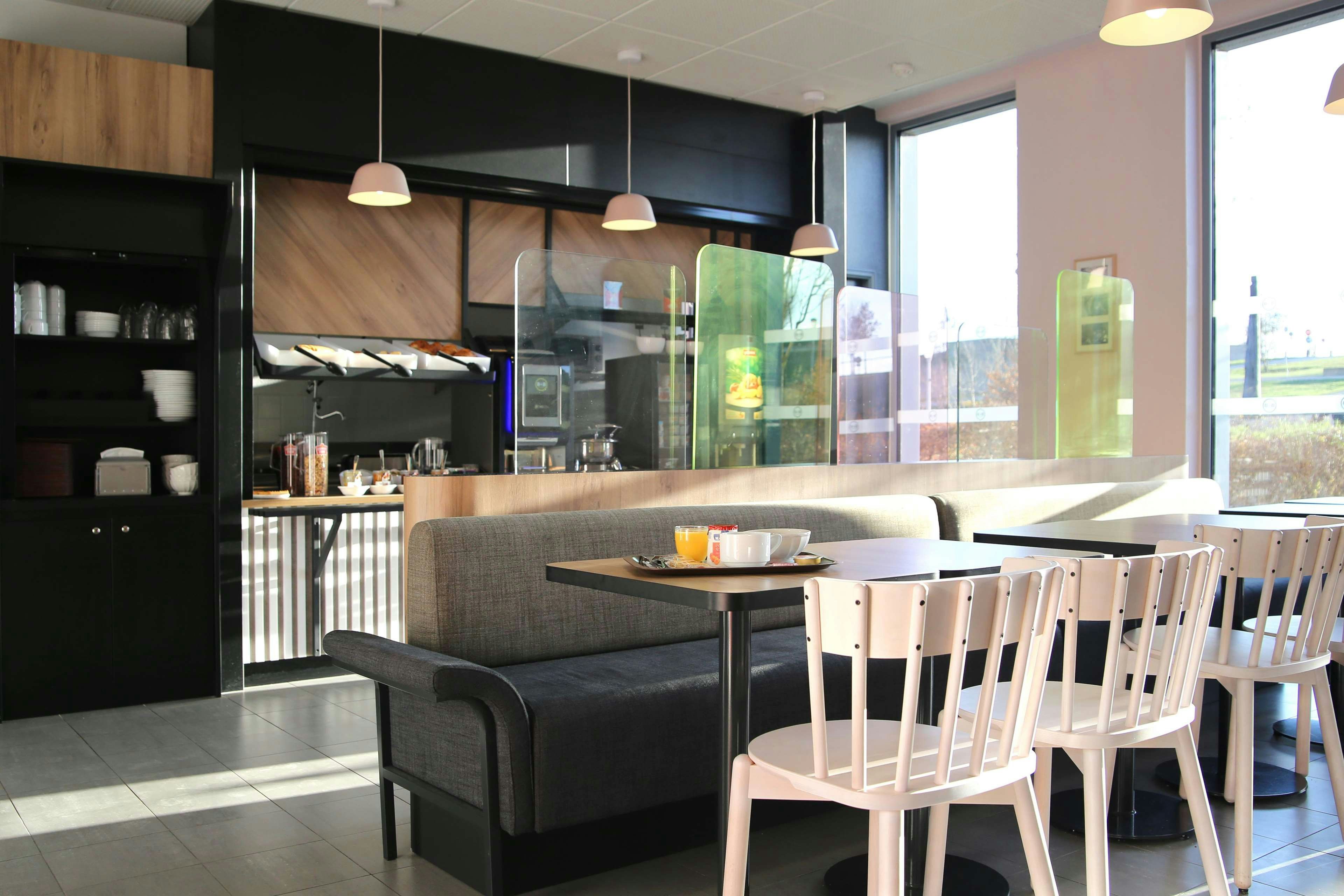 B&B Hotel Reims Bezannes 28/33