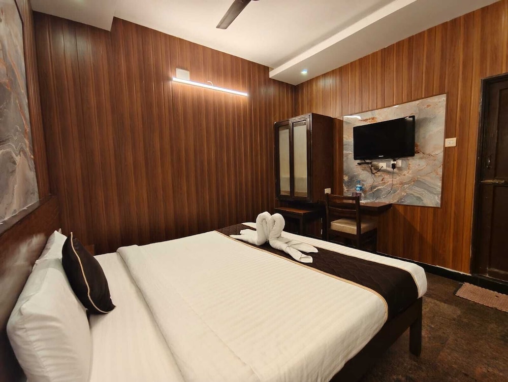 OYO Rooms off Aurobindo Ashram 18/65