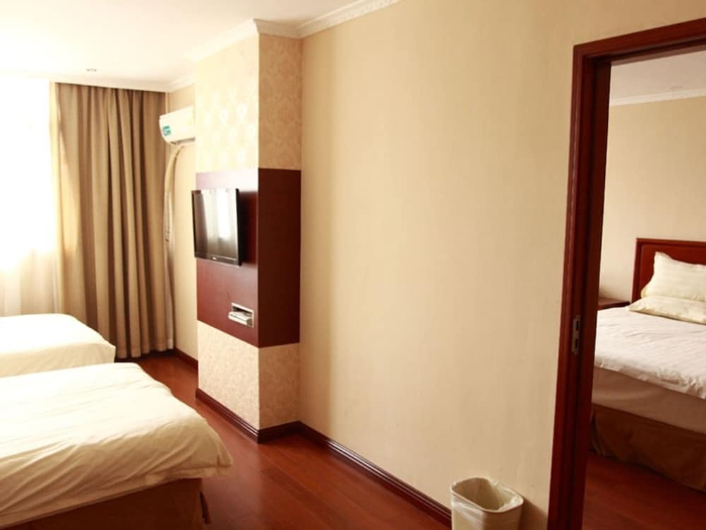 GreenTree Inn Huaian Chuzhou Dadao Hotel 16/31
