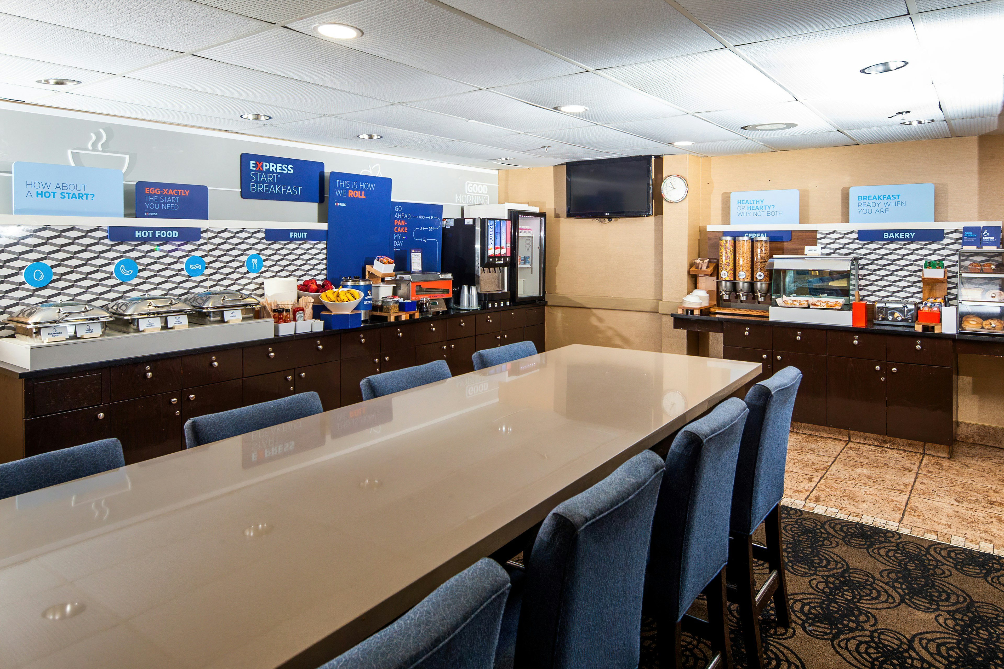 HOLIDAY INN EXPRESS RED DEER 52/68