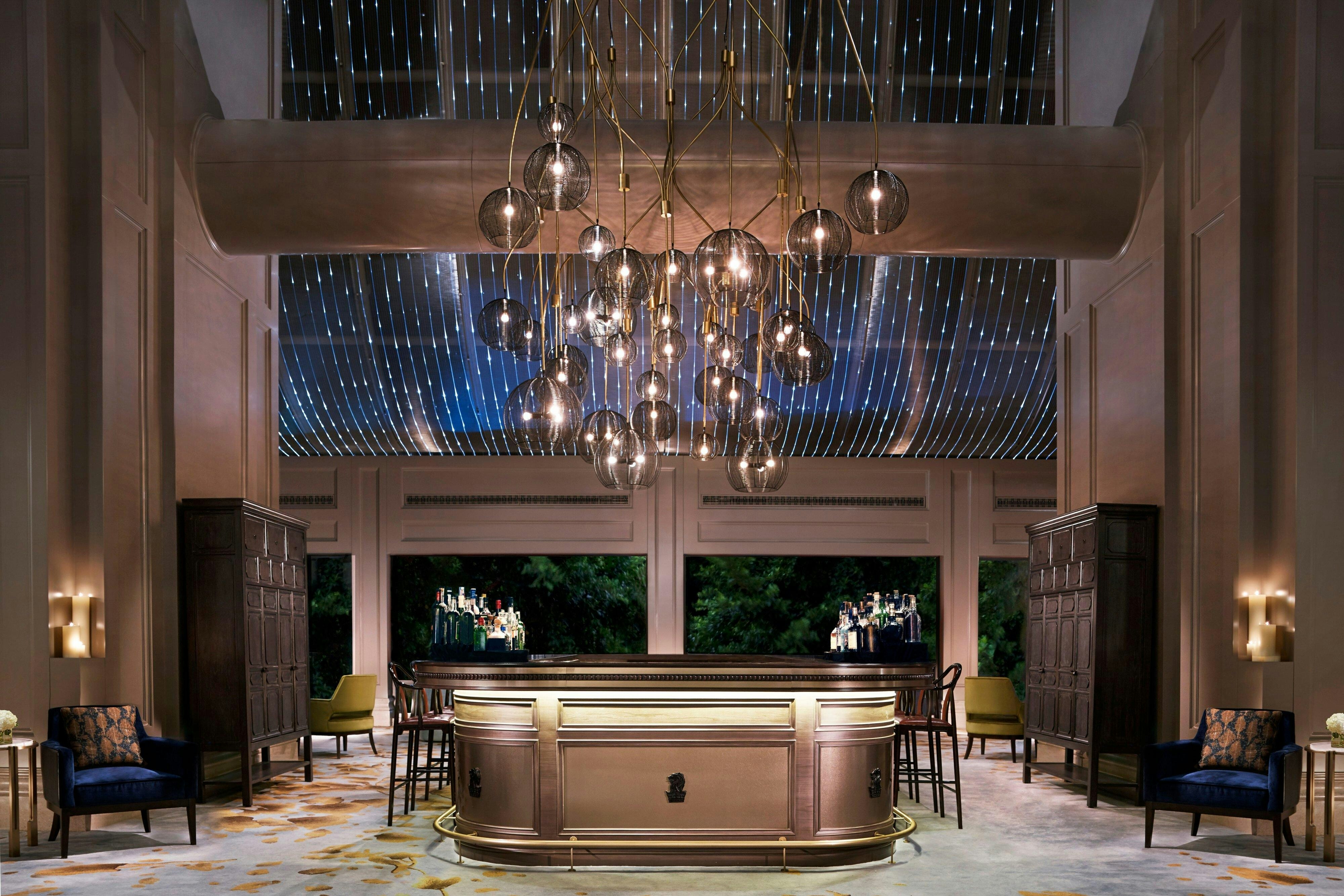 Portman Ritz Carlton 6/43