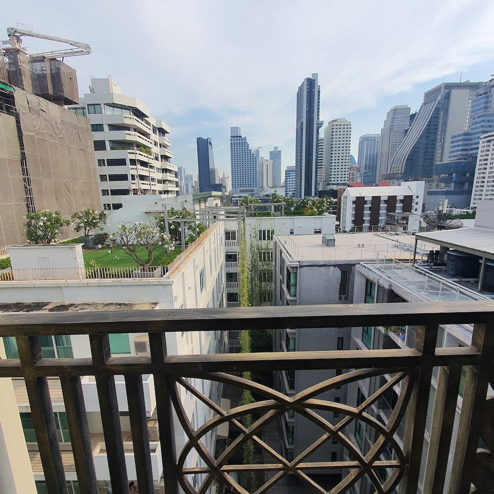 Admiral Premier Bangkok 62/69