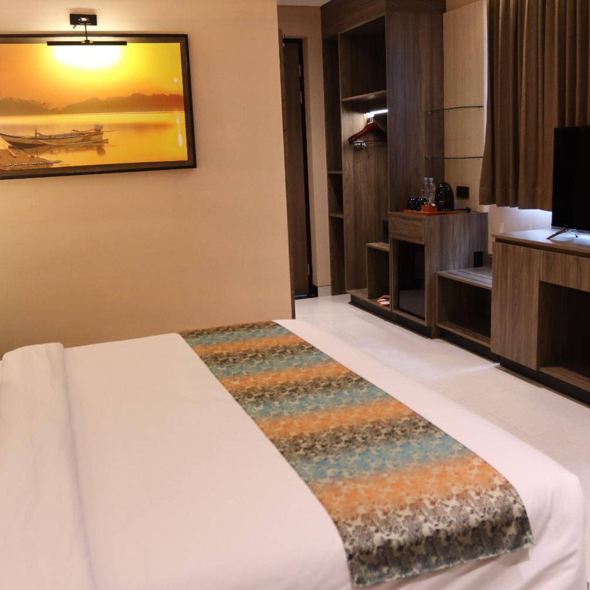 Eno Front One Hotel Semarang 24/46