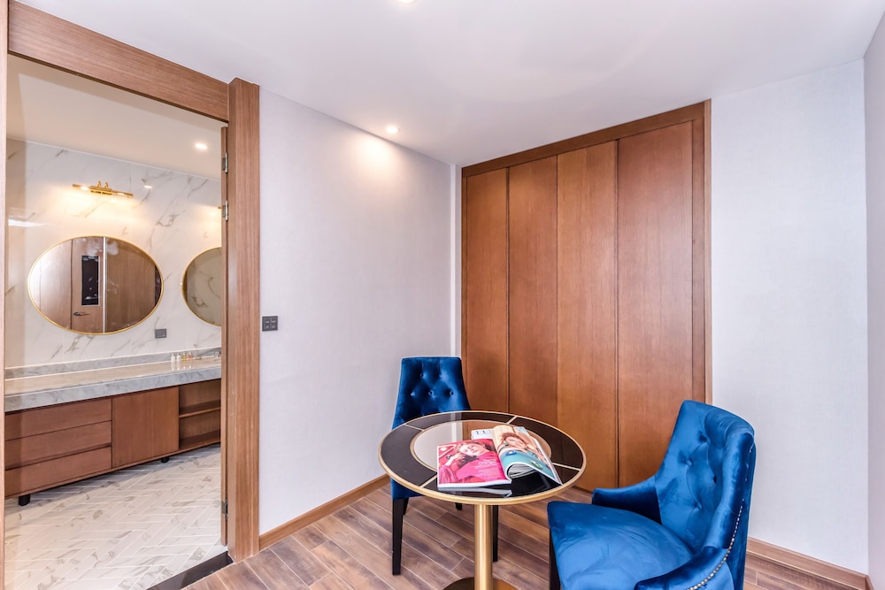 Dyne Oceano Hotel 54/75