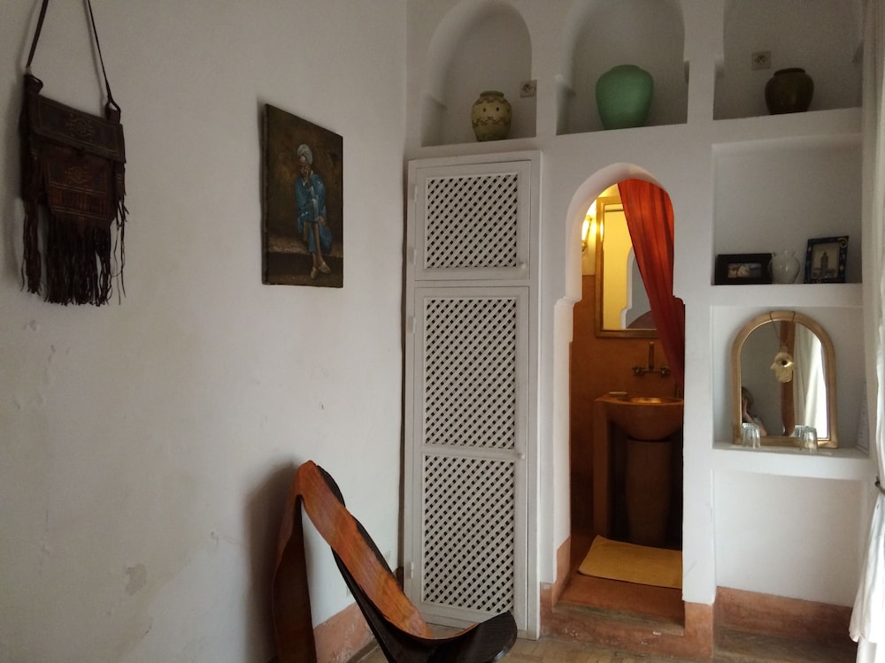 Dar Nabila 25/48