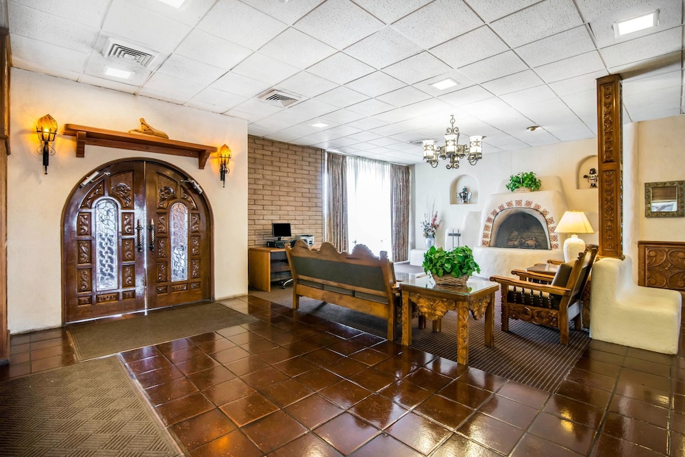 Quality Inn Taos 27/41