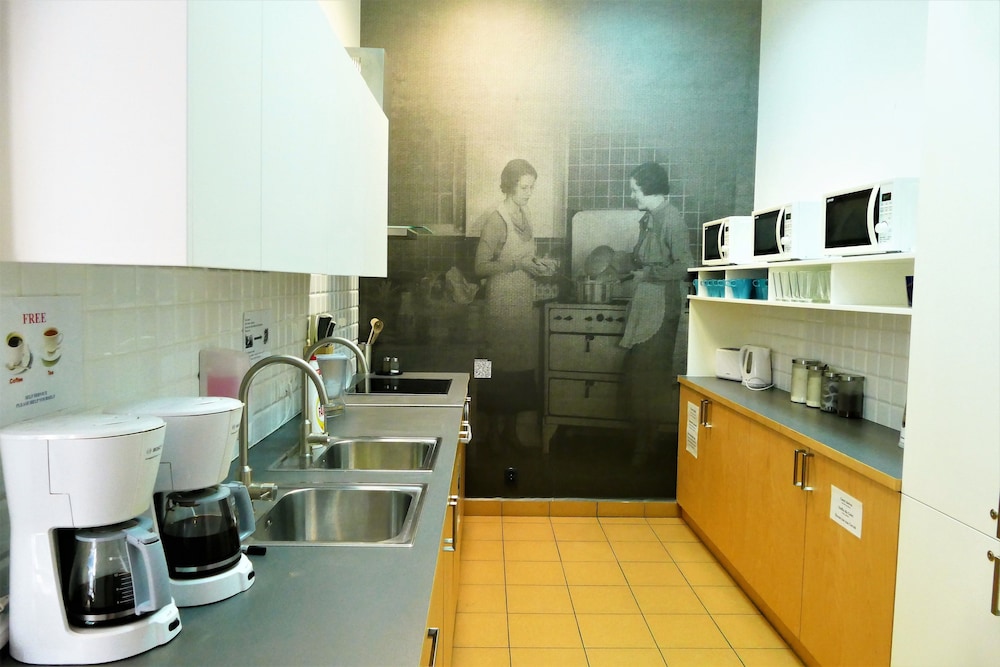 WARSAW HOSTEL CENTRUM 73/73