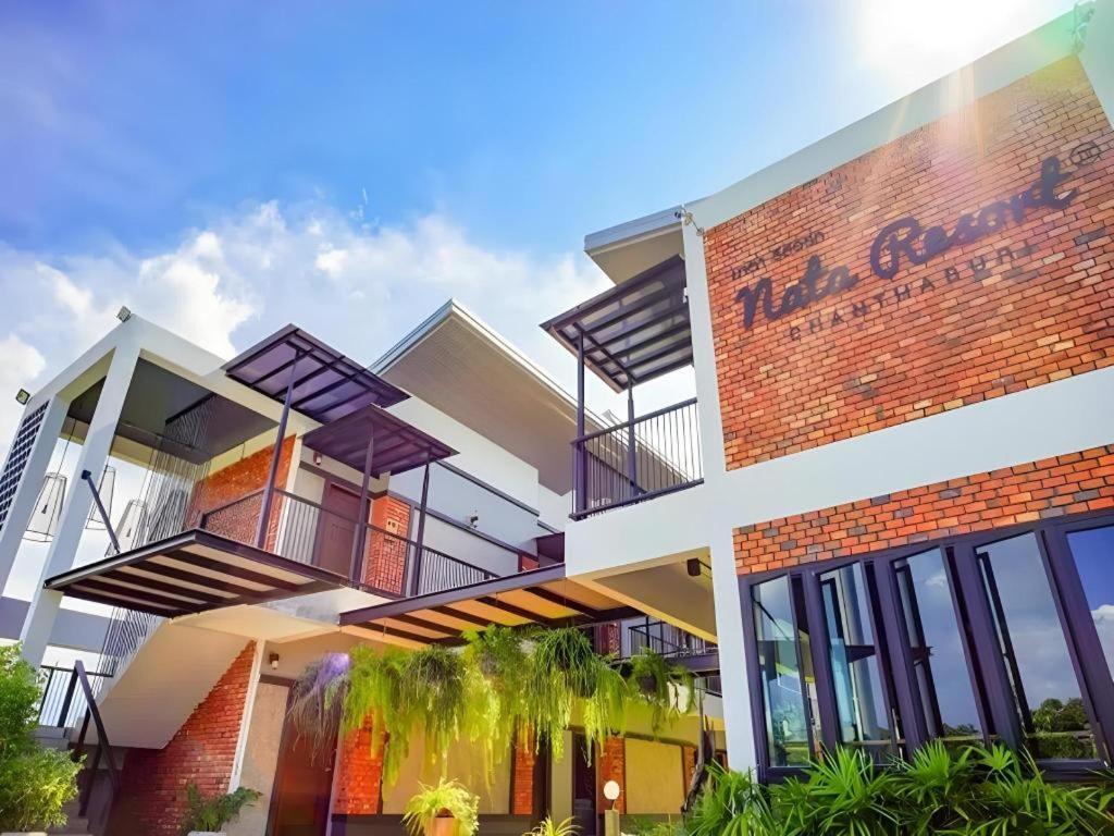 Nata Resort 12/48