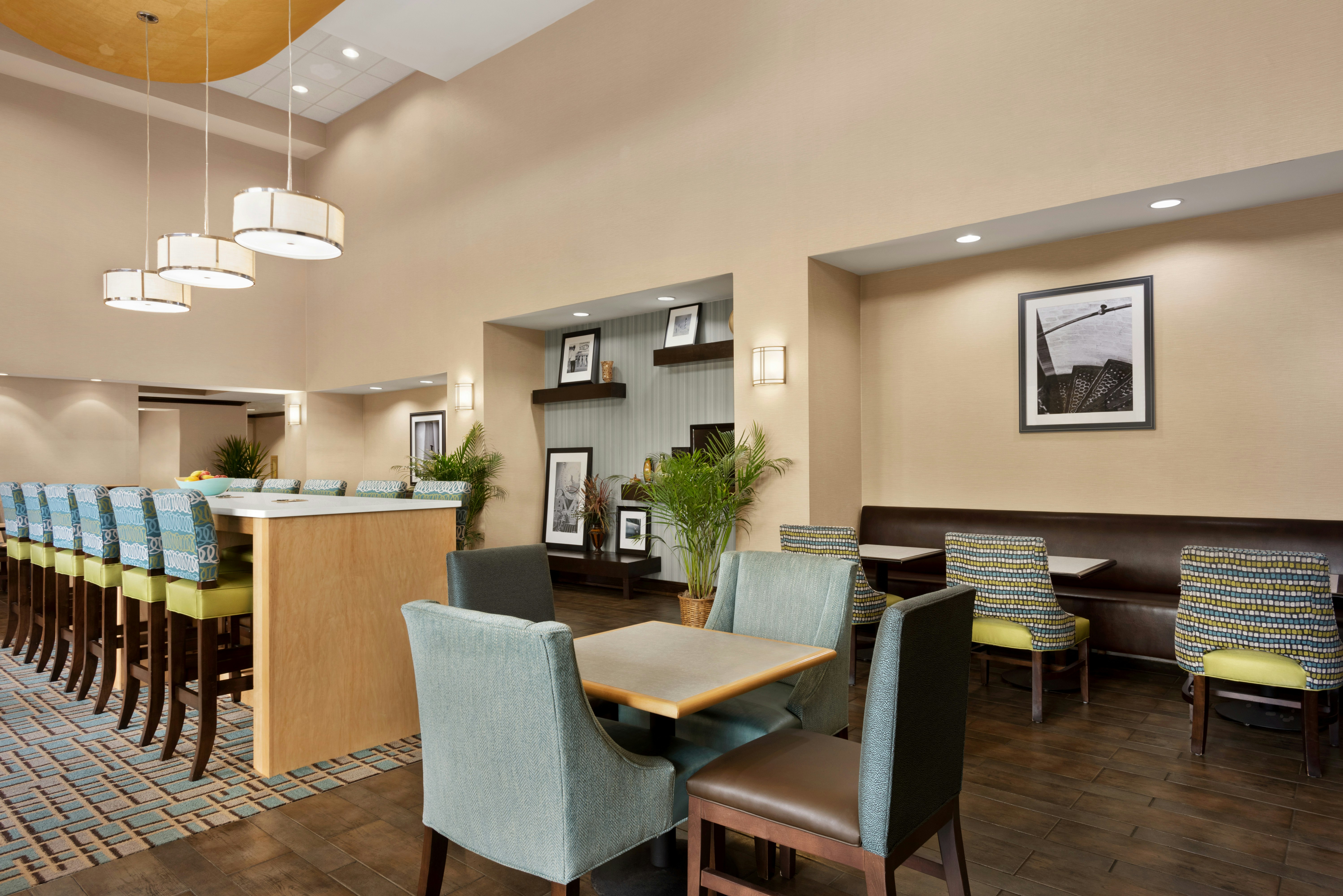 Hampton Inn Suites Brunswick 32/45