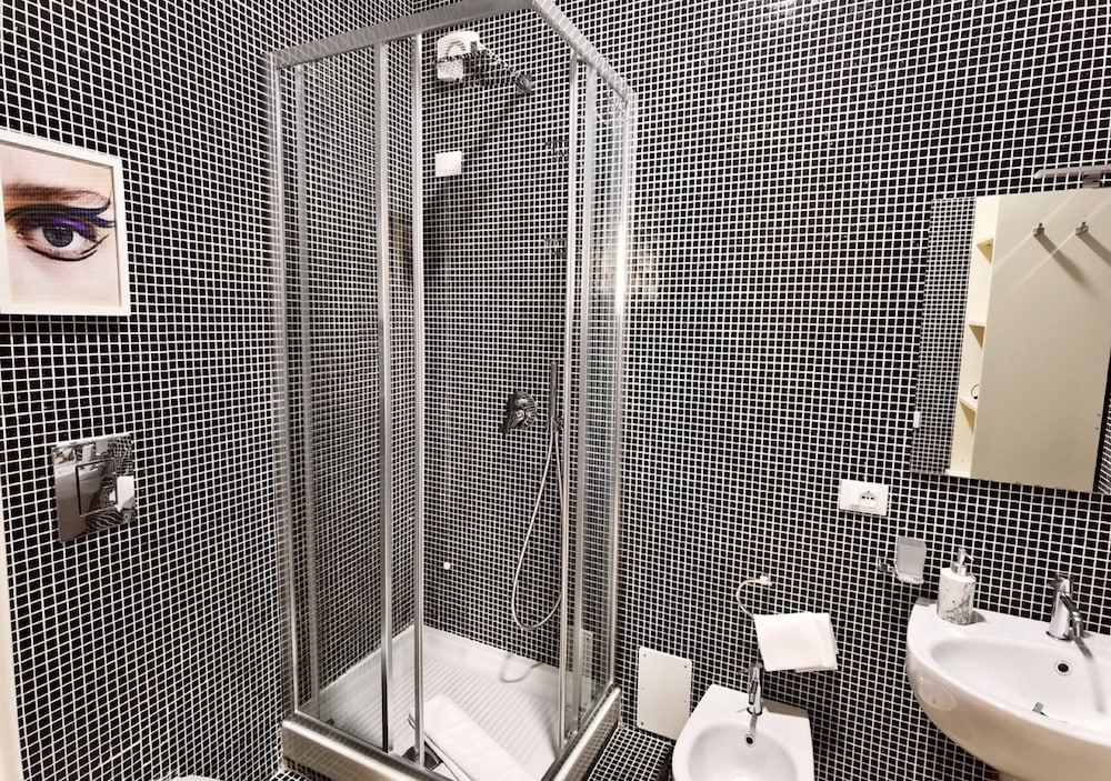 1 Bedroom, Superior, Double Bed, City View, Private Bathroom