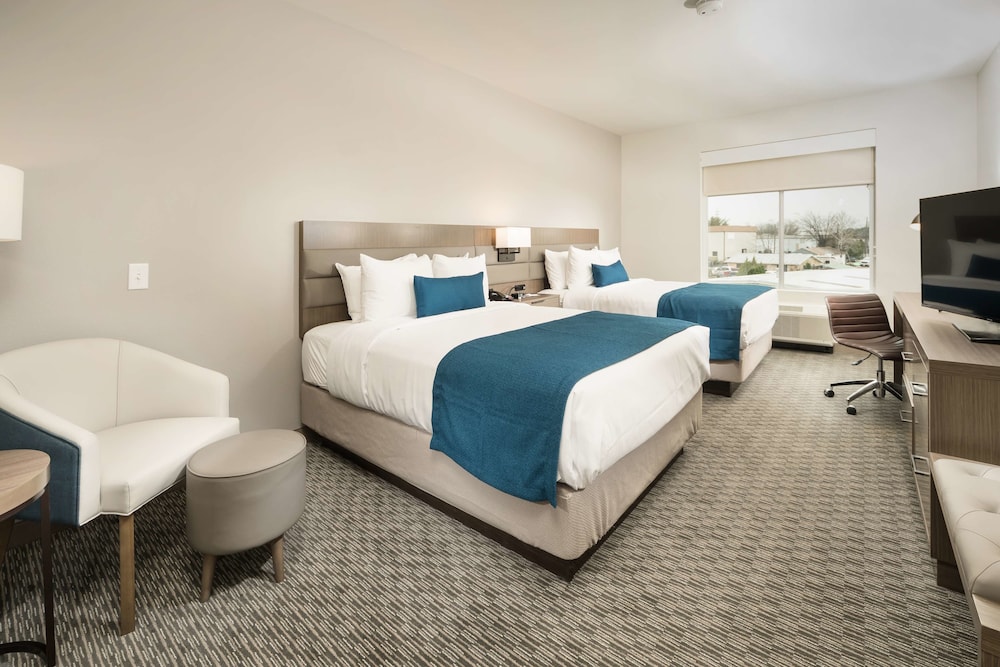 Wingate by Wyndham Austin North 8/32