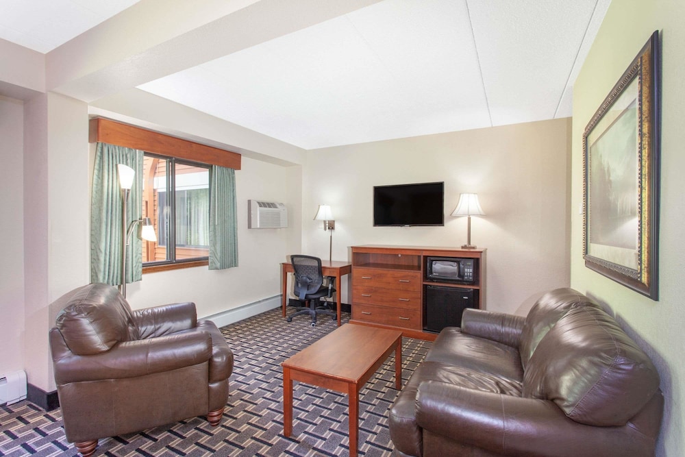 Americinn By Wyndham Cloquet 25/34