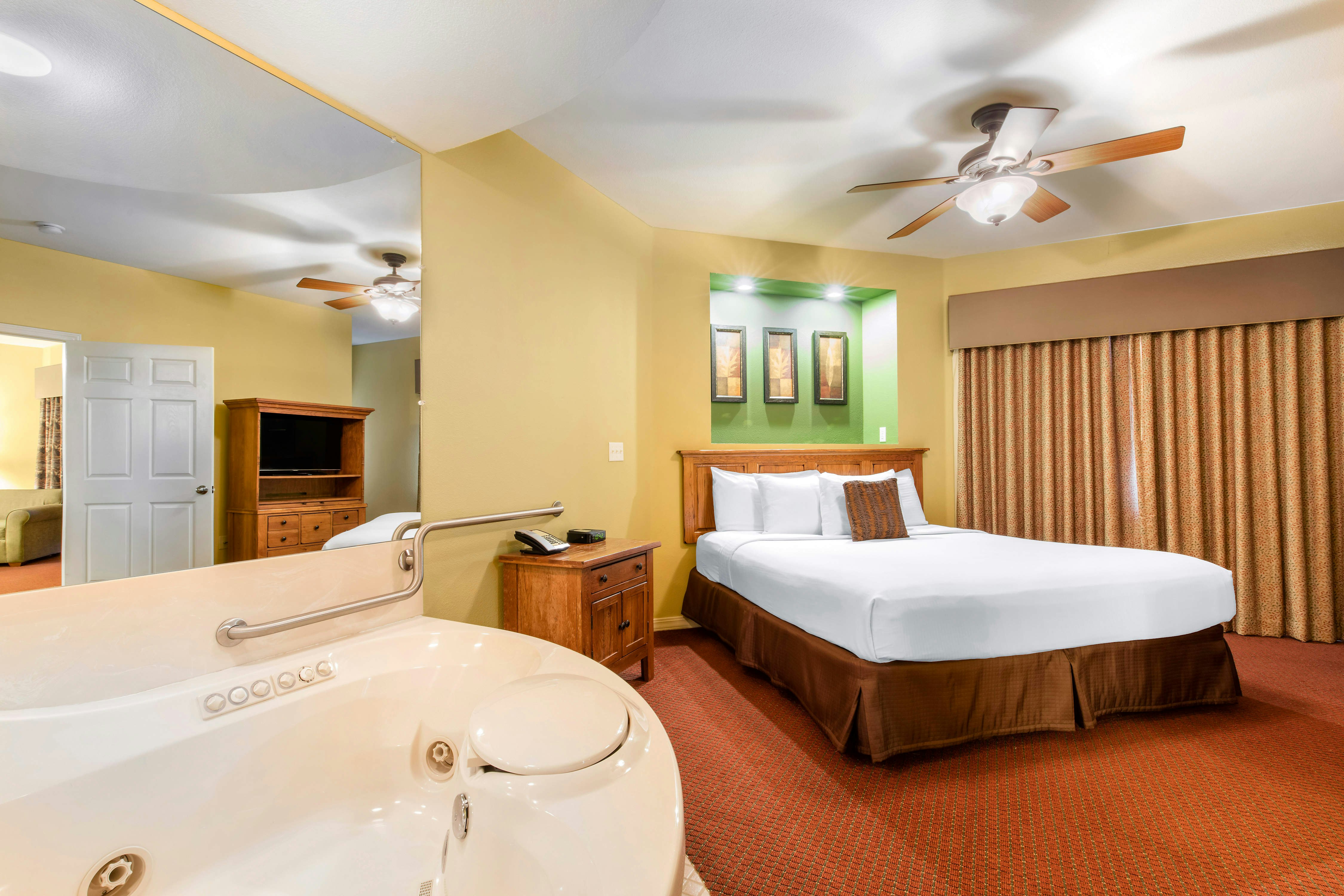 Hilton Vacation Club The Falls Village Branson 12/38