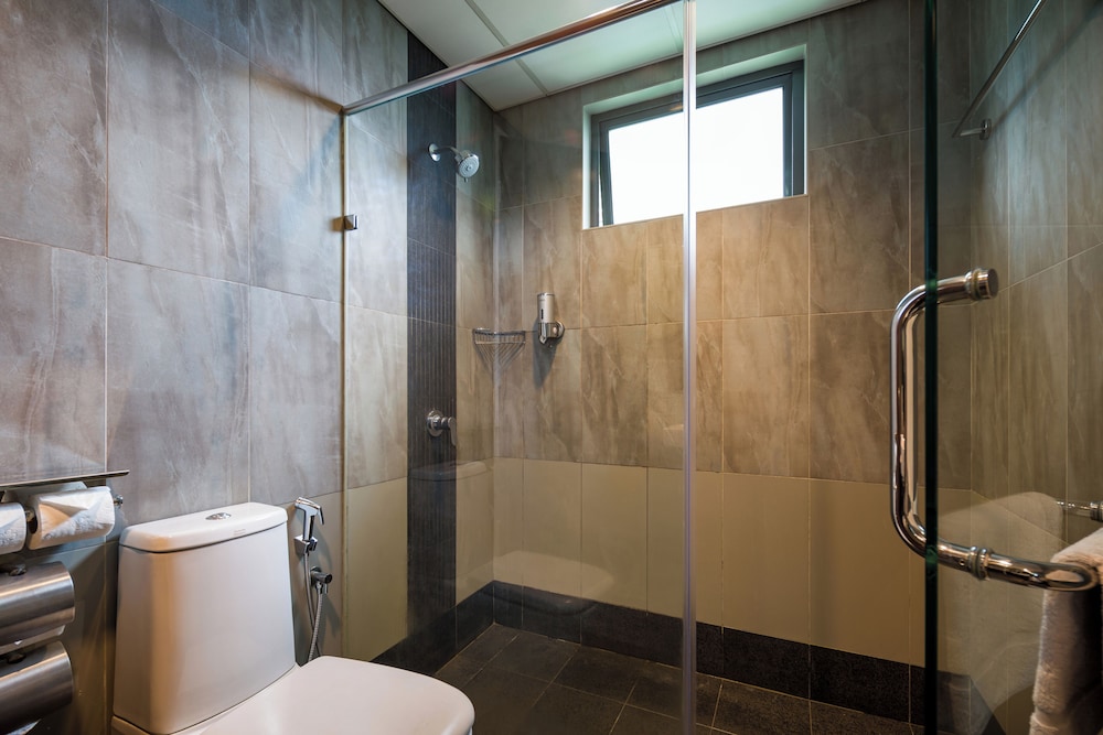 Acappella Suite Hotel 64/64