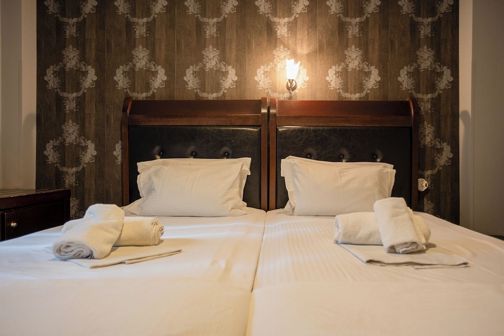 Toti Boutique Rooms 35/55