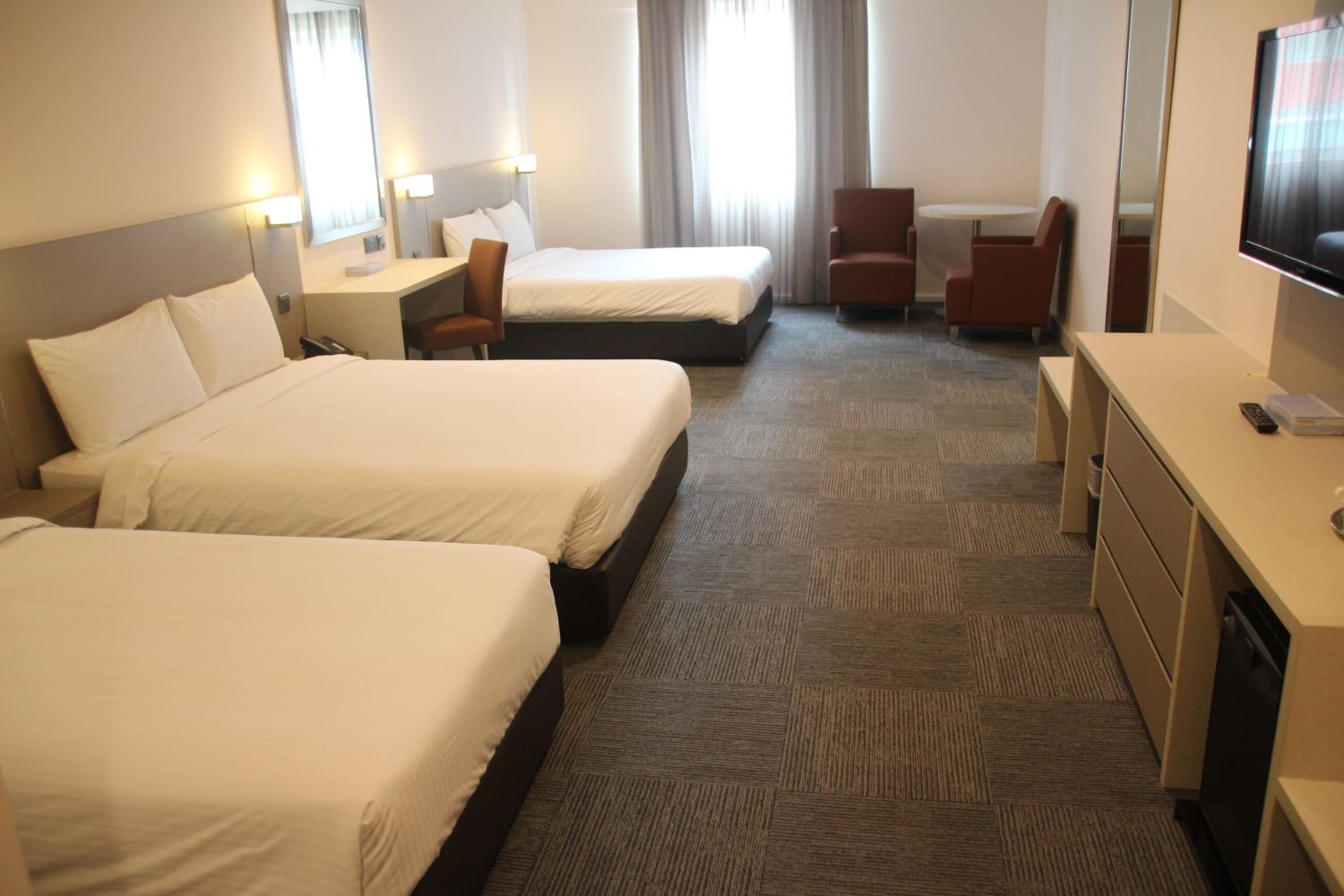 Strand Hotel 21/53