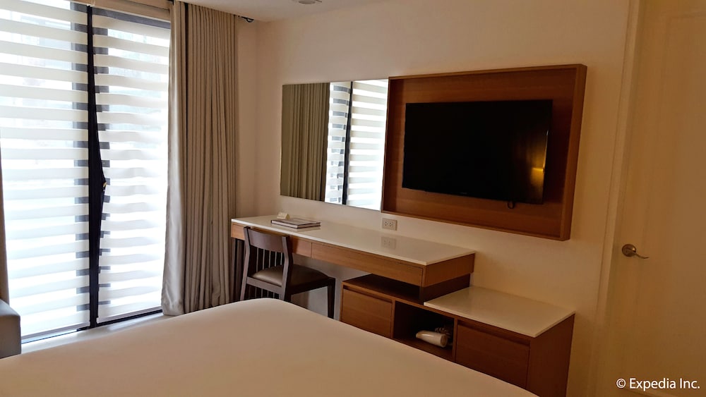PonteFino Hotel & Residences 25/55