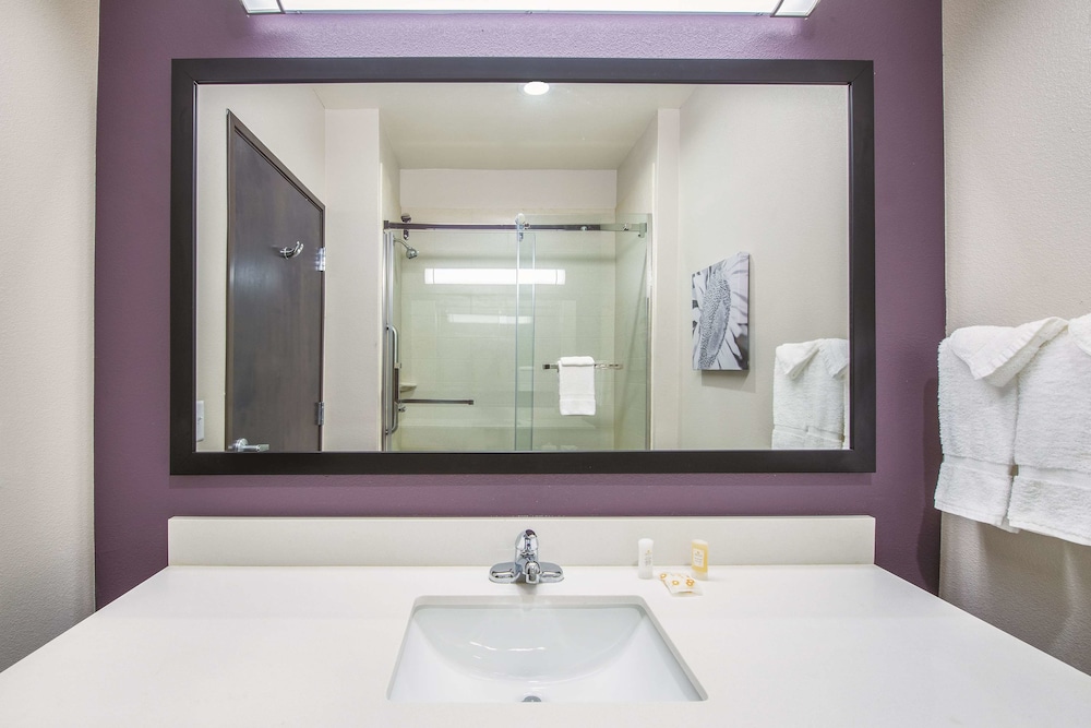 La Quinta Inn & Suites by Wyndham Enid 13/42