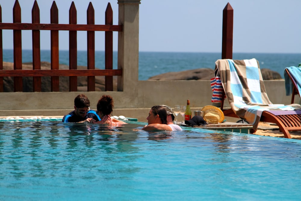 Thaproban Pavilion Resort &amp; Spa 32/79