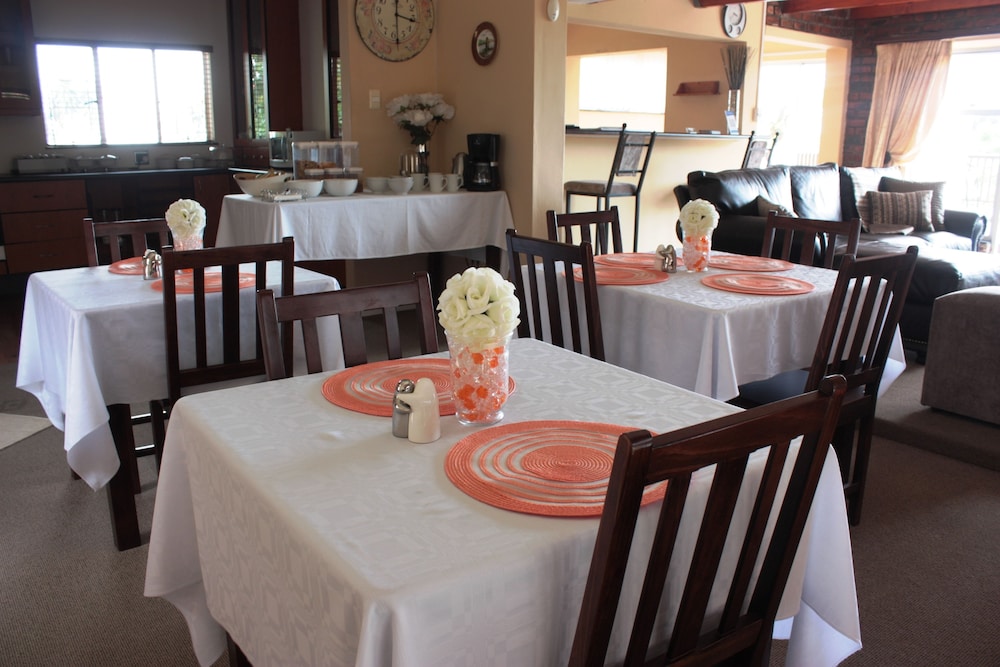 Sunnyridge Lodge 15/18