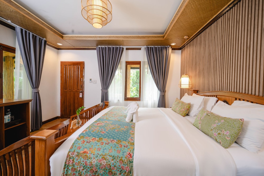 Cottage, King Bed