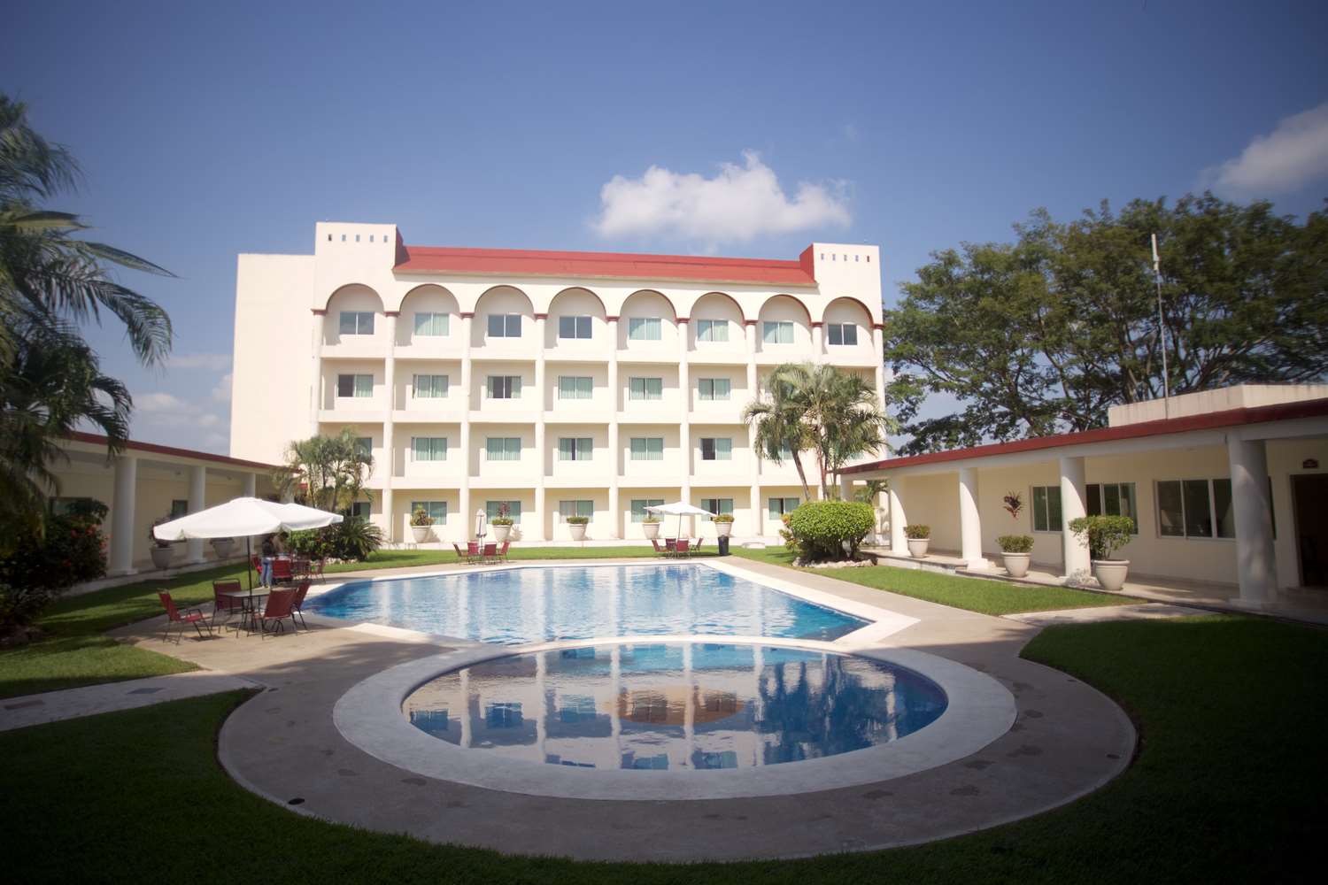 Days Inn by Wyndham Tuxtepec 1/30