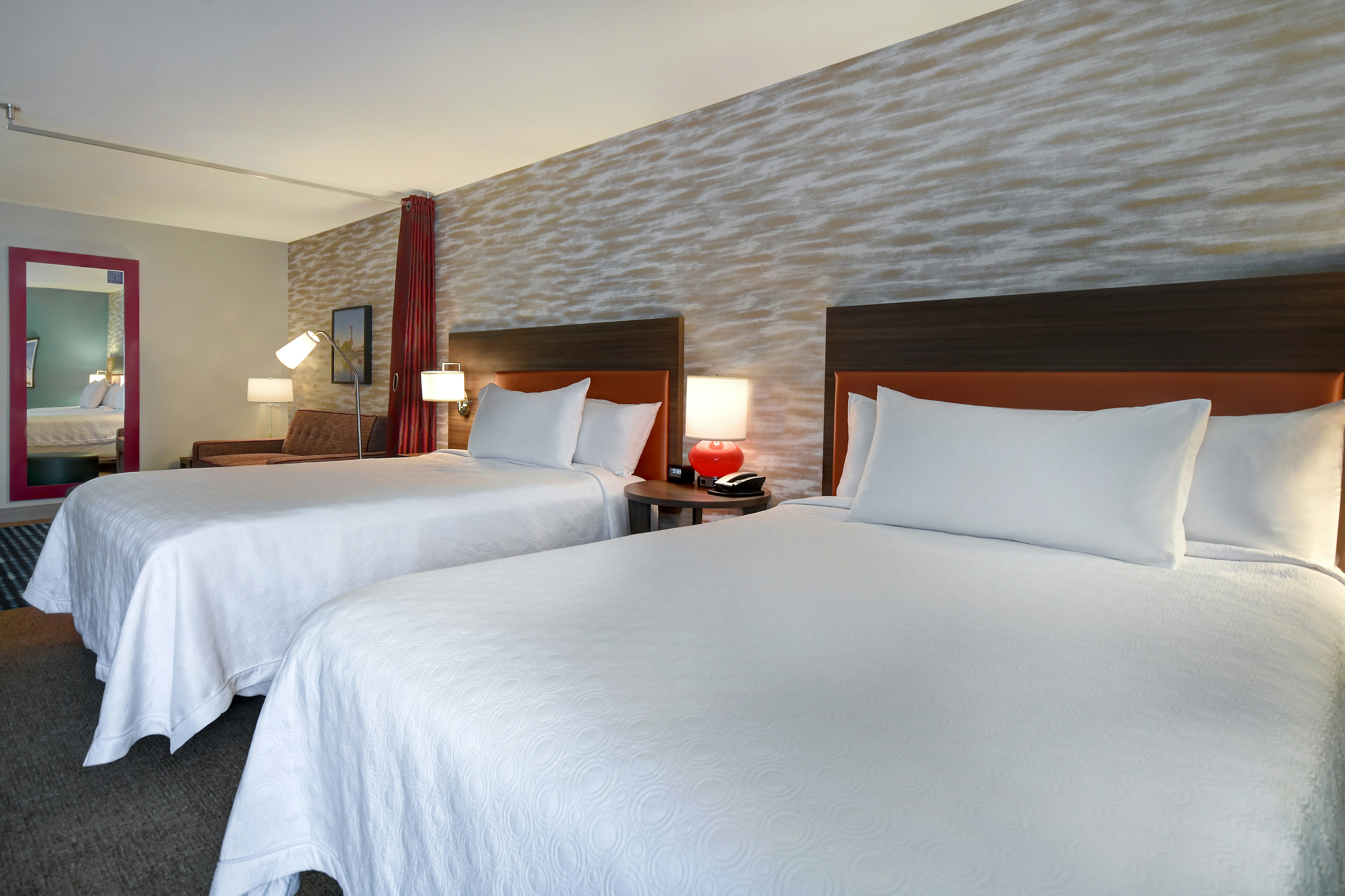 STUDIO, 2 QUEEN BEDS, ACCESSIBLE