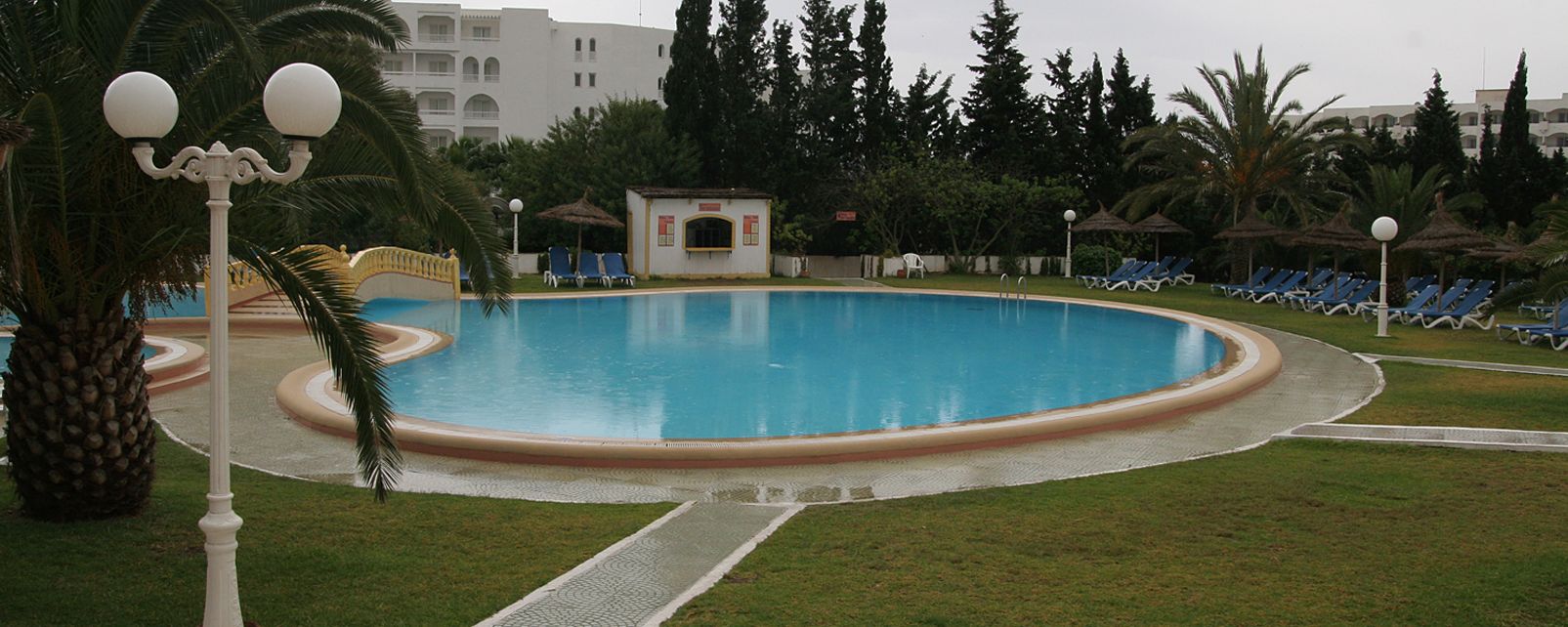 Le Zenith Hotel 38/42