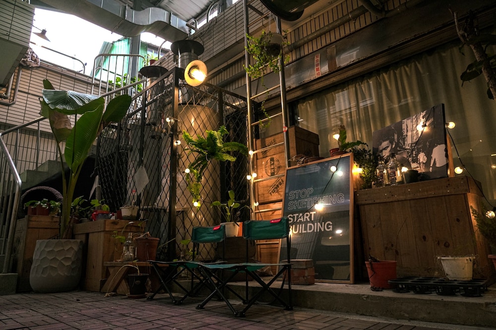 Duckstay Hostel 4/48