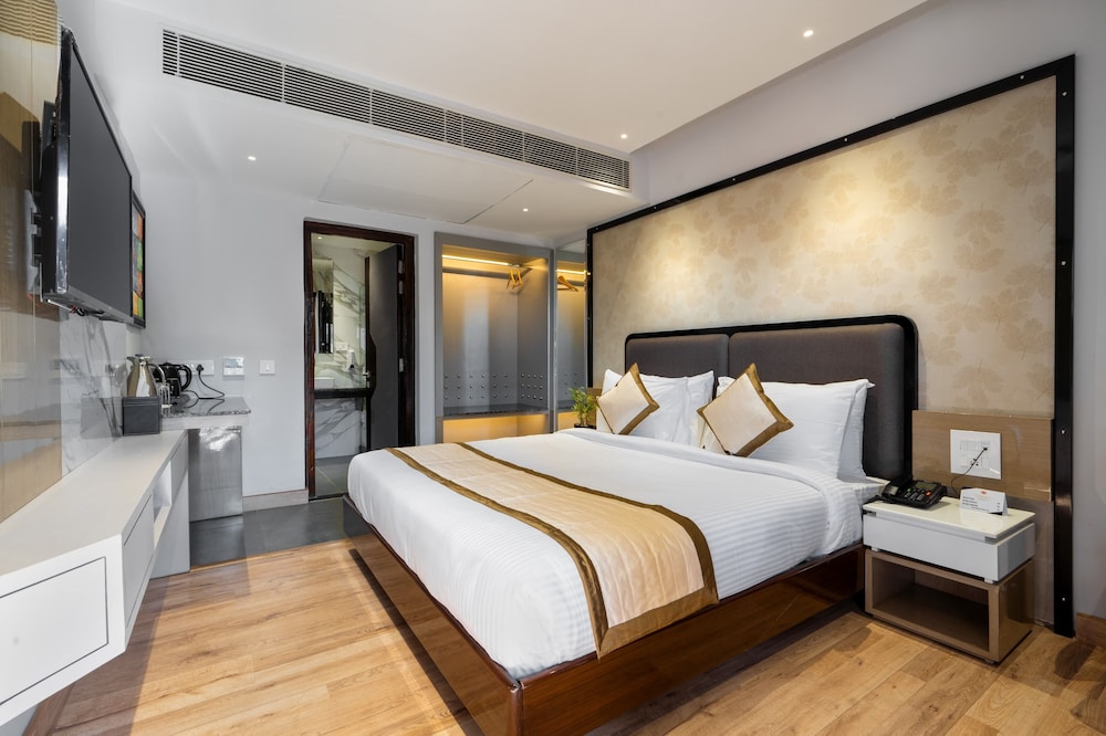 Sterling Legacy Shimla 38/69