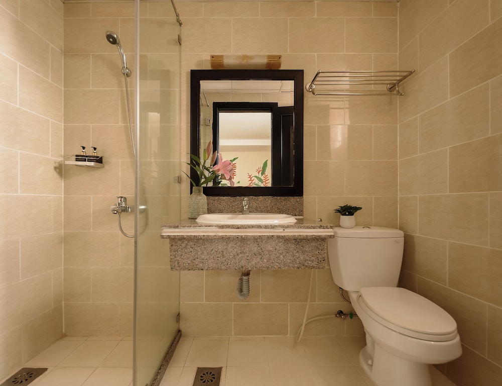 Asian Ruby Hotel & Apartment 57/62