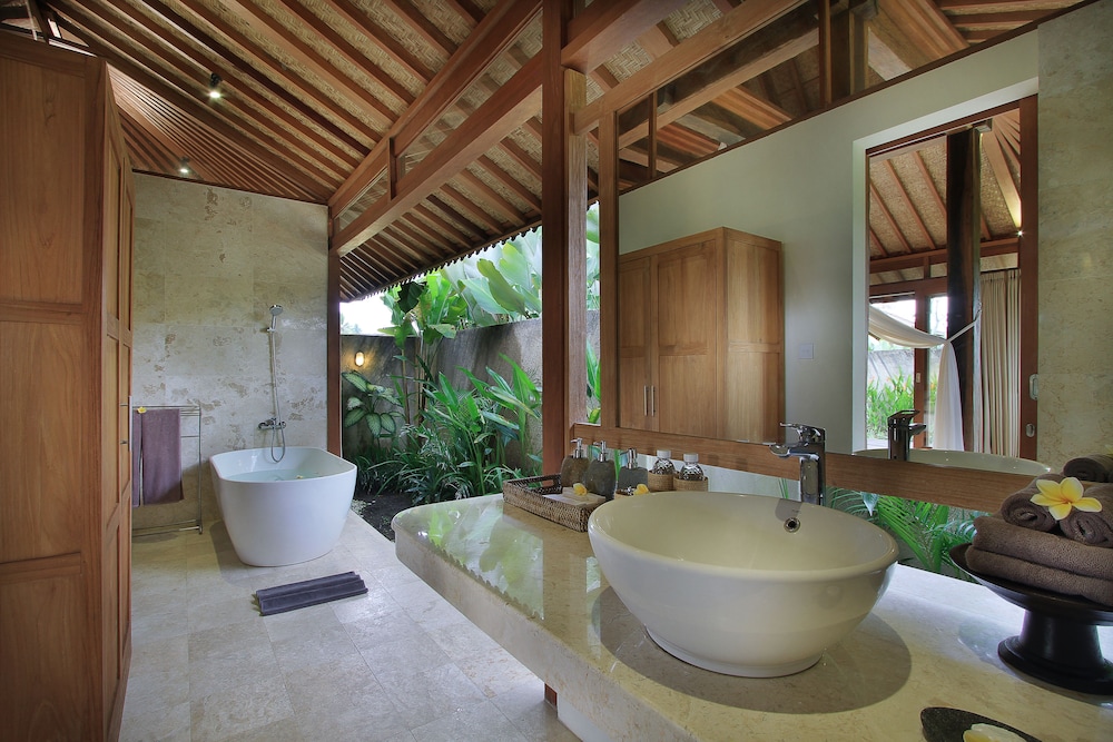Kabinawa Ubud Villas and Cafe 44/50