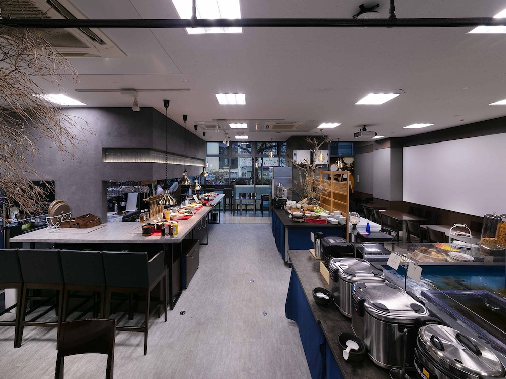 Nishitetsu Inn Kochi Harimayabashi 32/50