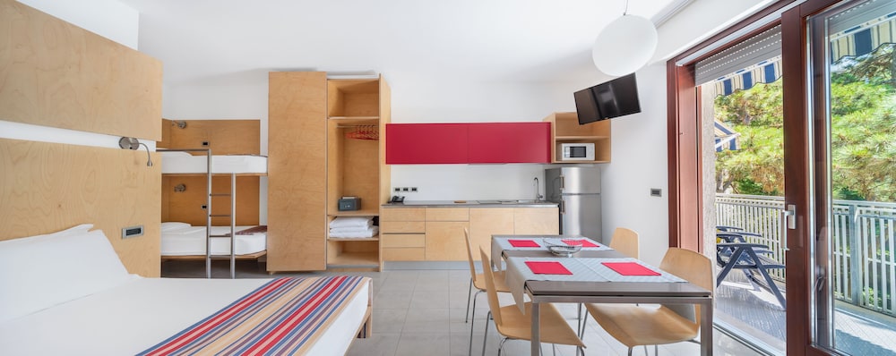 SUPERIOR, STUDIO, BALCONY