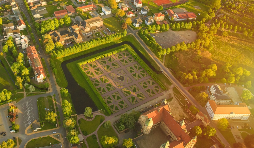 Hotel Am Schlosspark 66/71