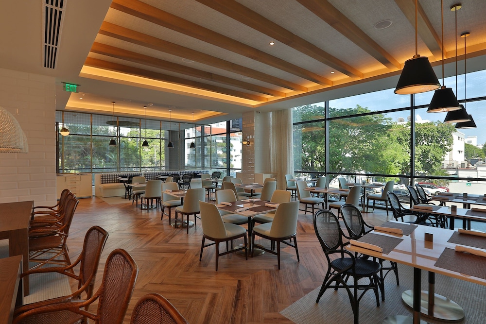 Courtyard By Marriott Santo Domingo Piantini 33/50