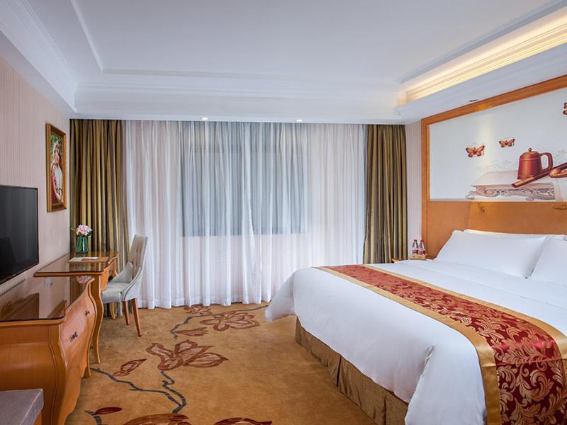Deluxe, Twin Beds