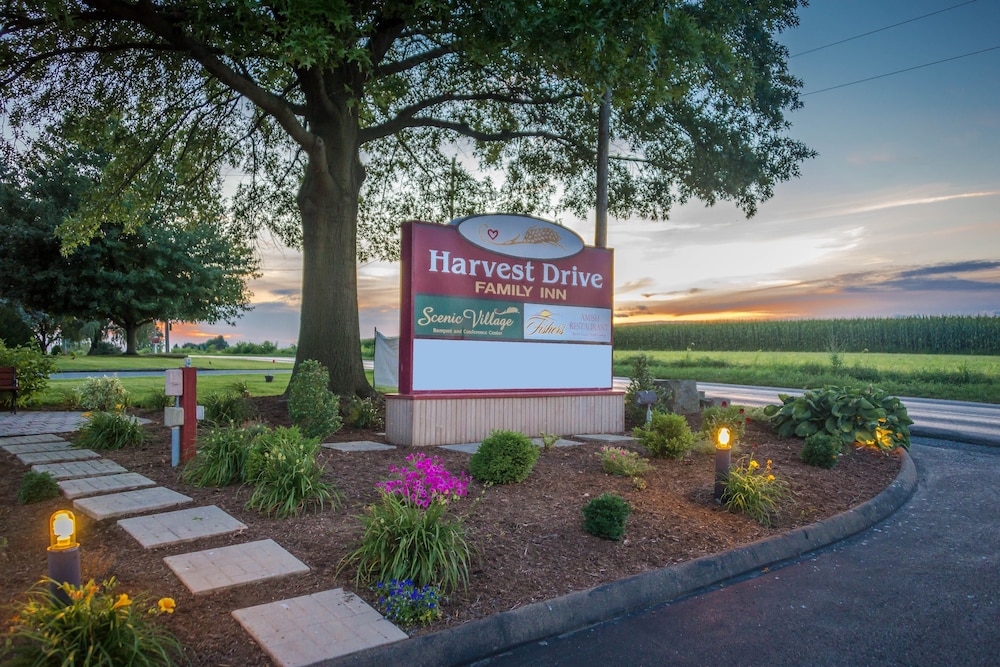 Harvest Drive Family Inn 9/68