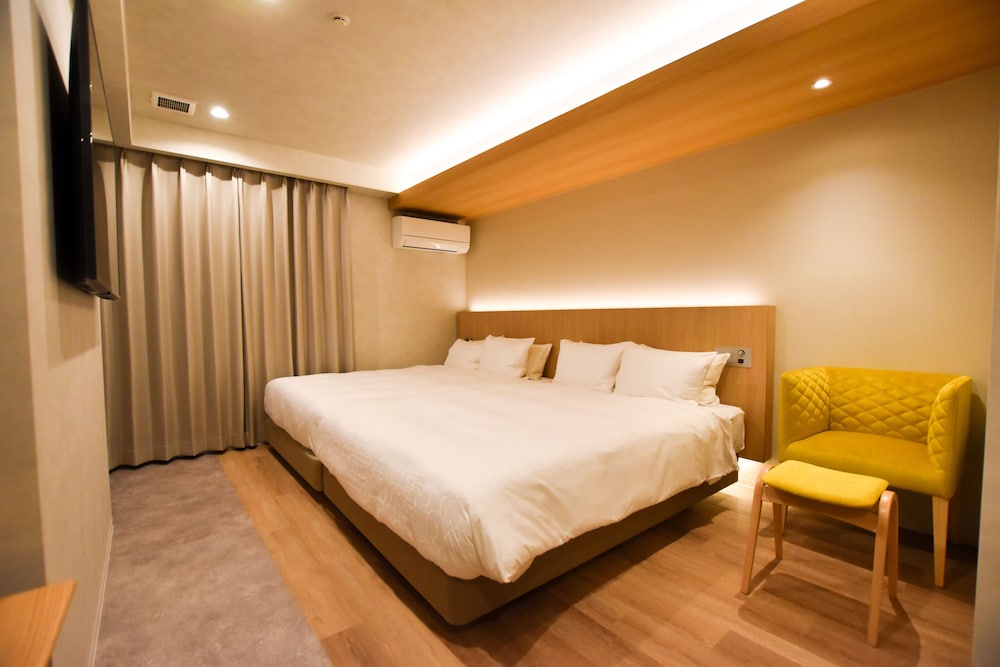 Randor Hotel Hiroshima Prestige 16/50