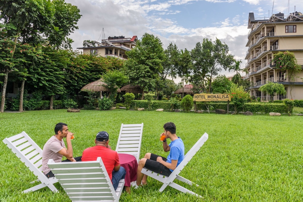 Hotel Monalisa Chitwan 24/32