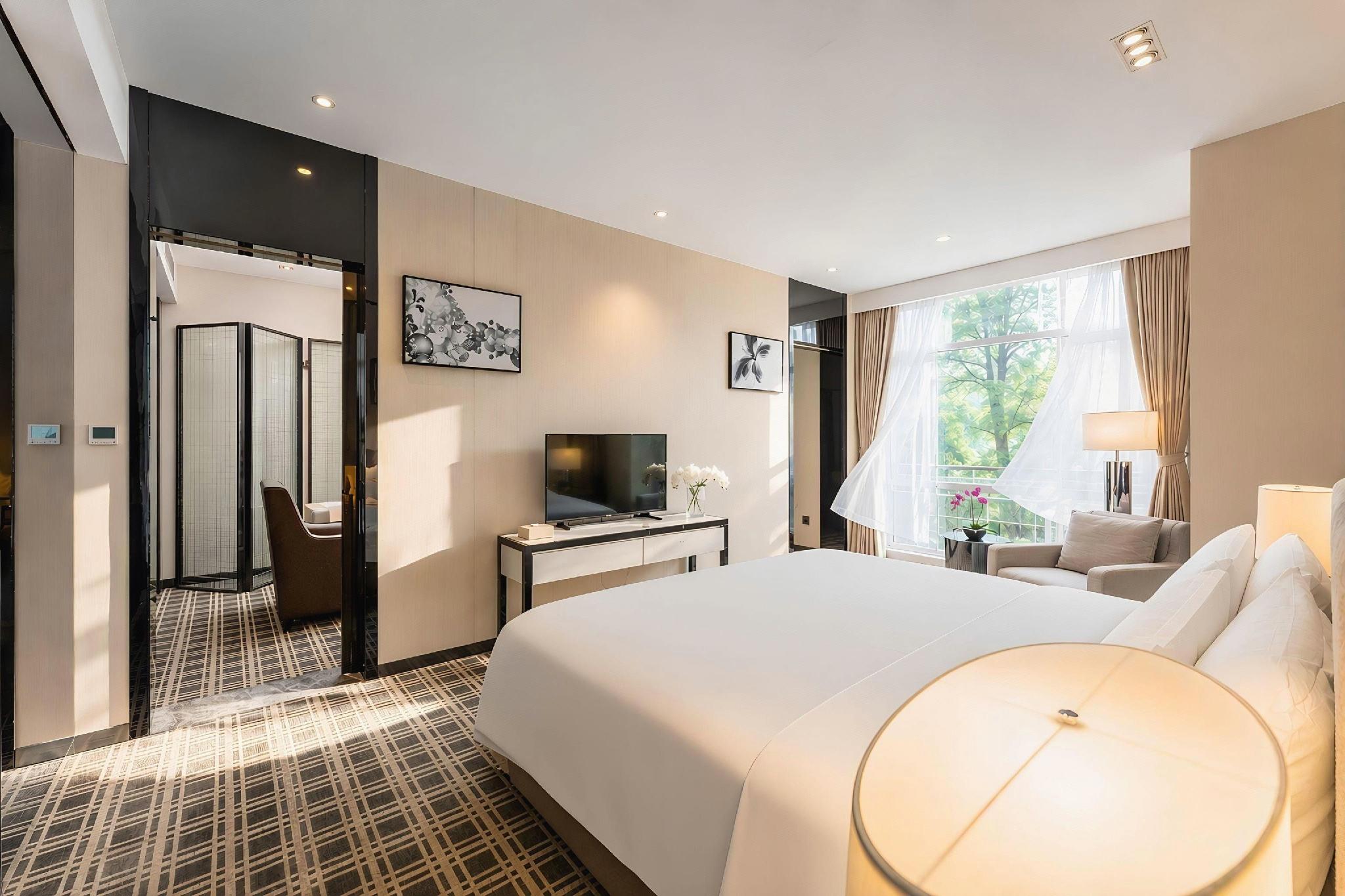 Hotel Conrab (Ganzhou Wanxiang) 18/58