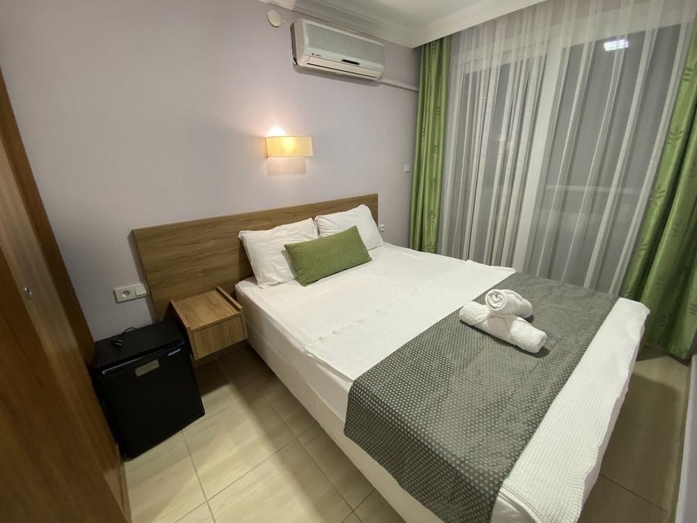 Baskent Hotel 8/46