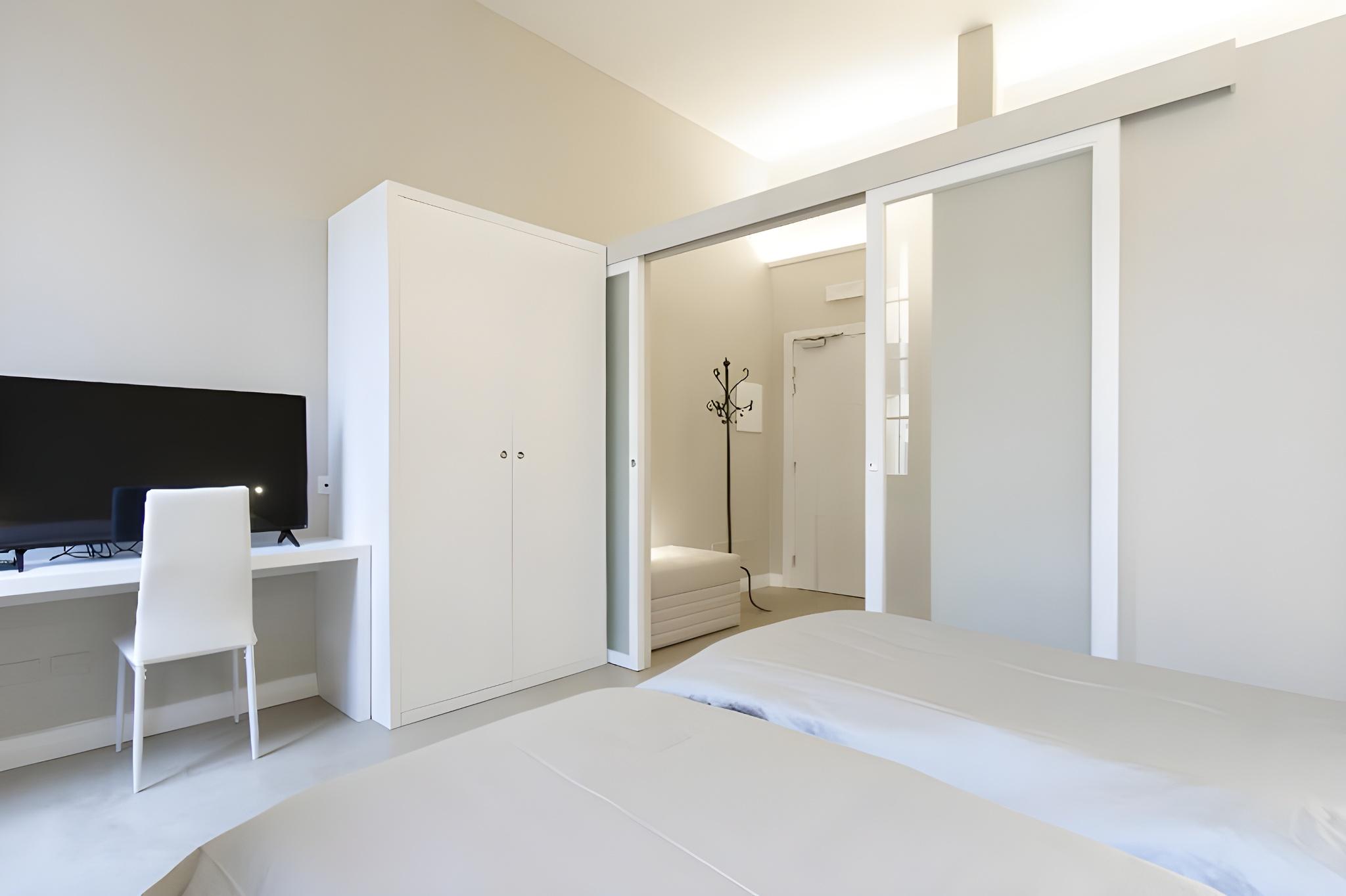 2 Rooms, Deluxe, Suite, Apartment