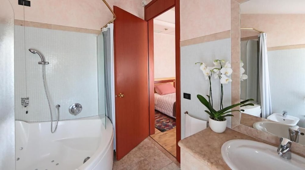 Hotel Conta 56/61