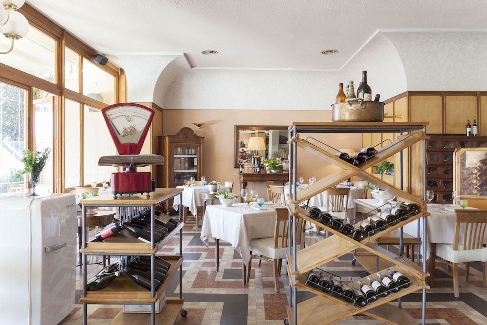 Cacciani Hotel 34/48