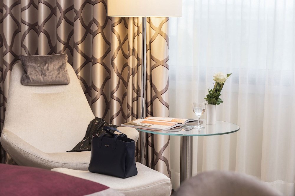 Maritim Hotel Bonn 33/70